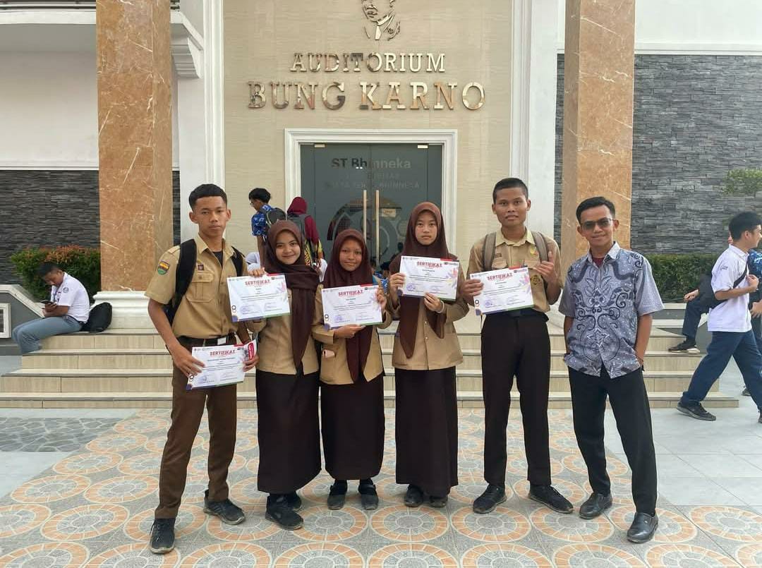 SMK Swasta Delisha mengikuti Olimpiade Informatika